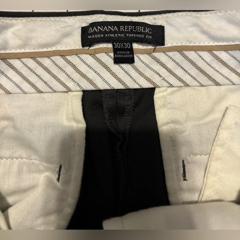 Banana Republic Men’s Size 30/30 Grey Mason Athletic Tapered‎ Fit Chinos